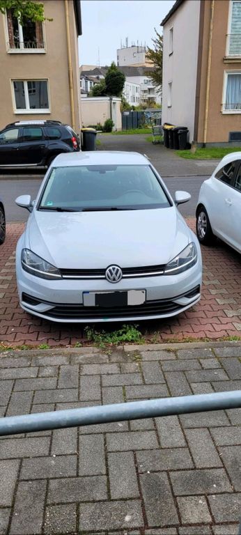 Image of Volkswagen Golf