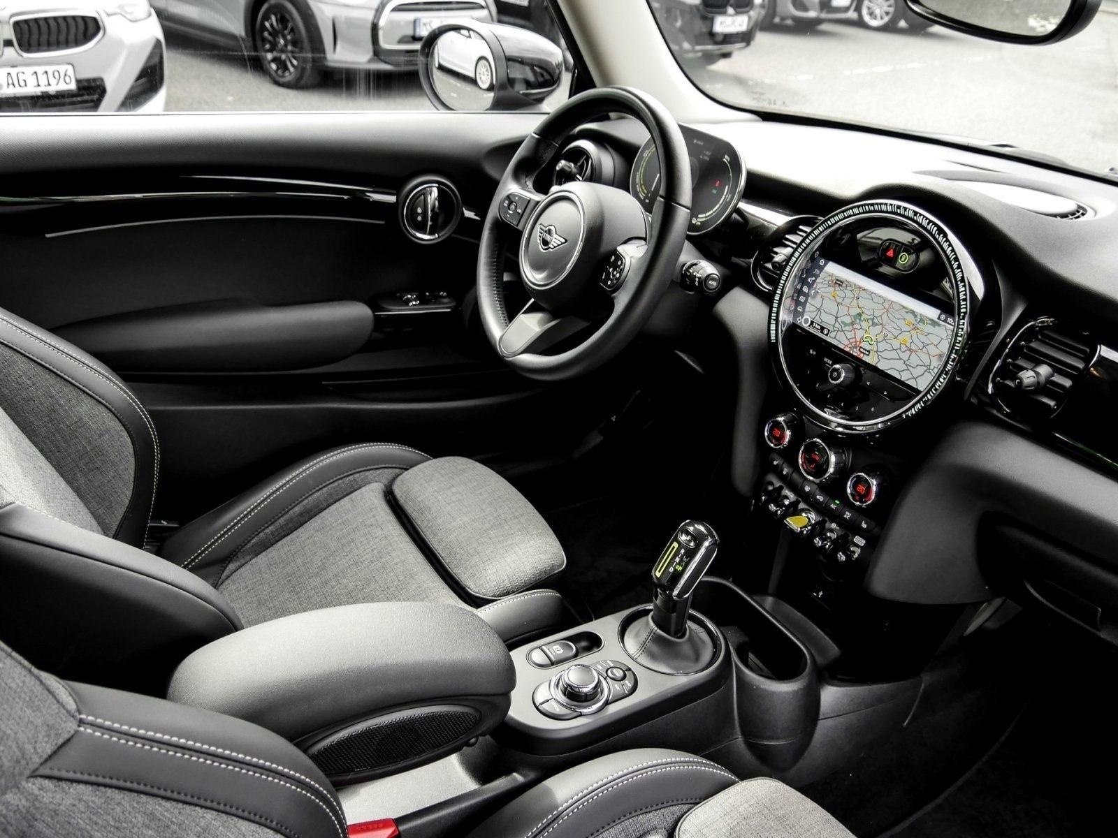 MINI Cooper SE CLASSIC TRIM+LED+DA+NAVI+SHZ
