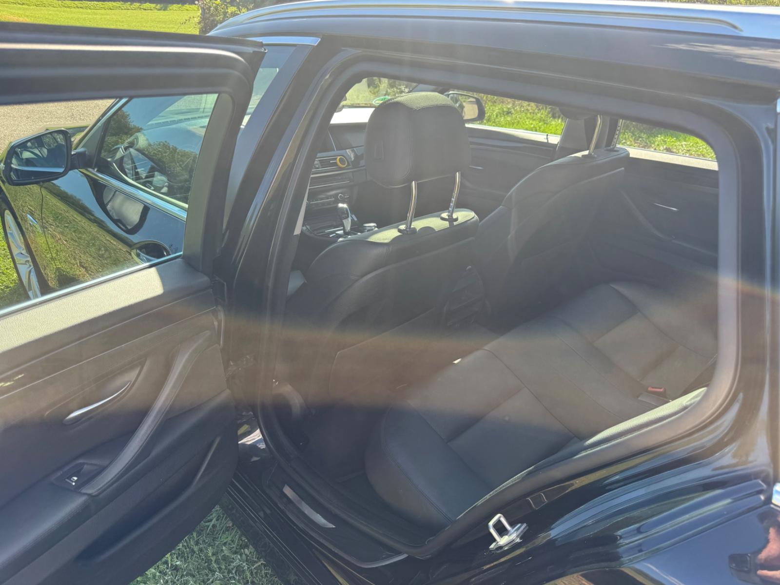 BMW 530d Touring A Luxury Line