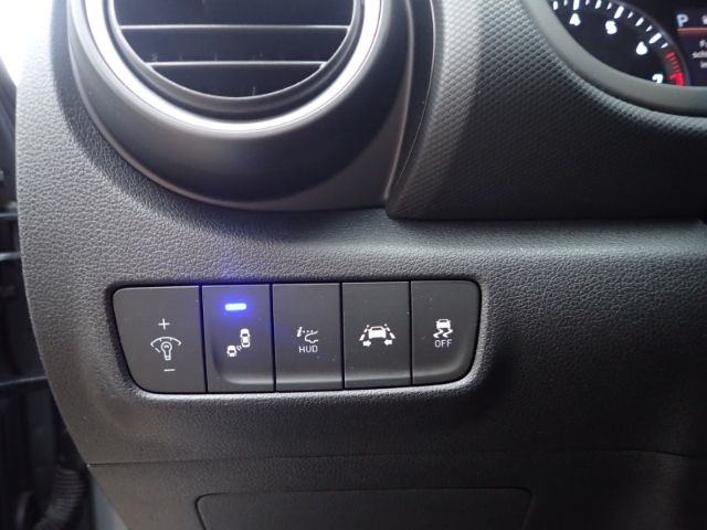 Fahrzeugabbildung Hyundai KONA Premium 2WD 1.6 T-GDI HUD Navi LED Apple Ca