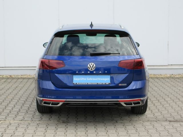 Passat Variant 2.0 TDI 240 PS 4M DSG R-Line Eleg