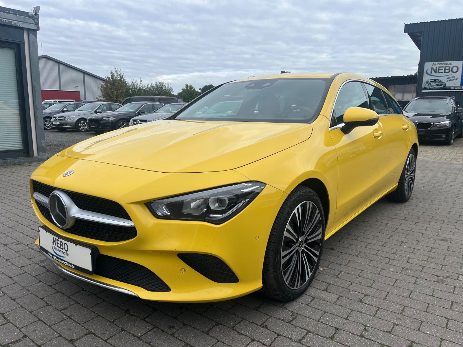 Mercedes-Benz CLA 200 d Shooting Brake Business Paket Automati imagem 2