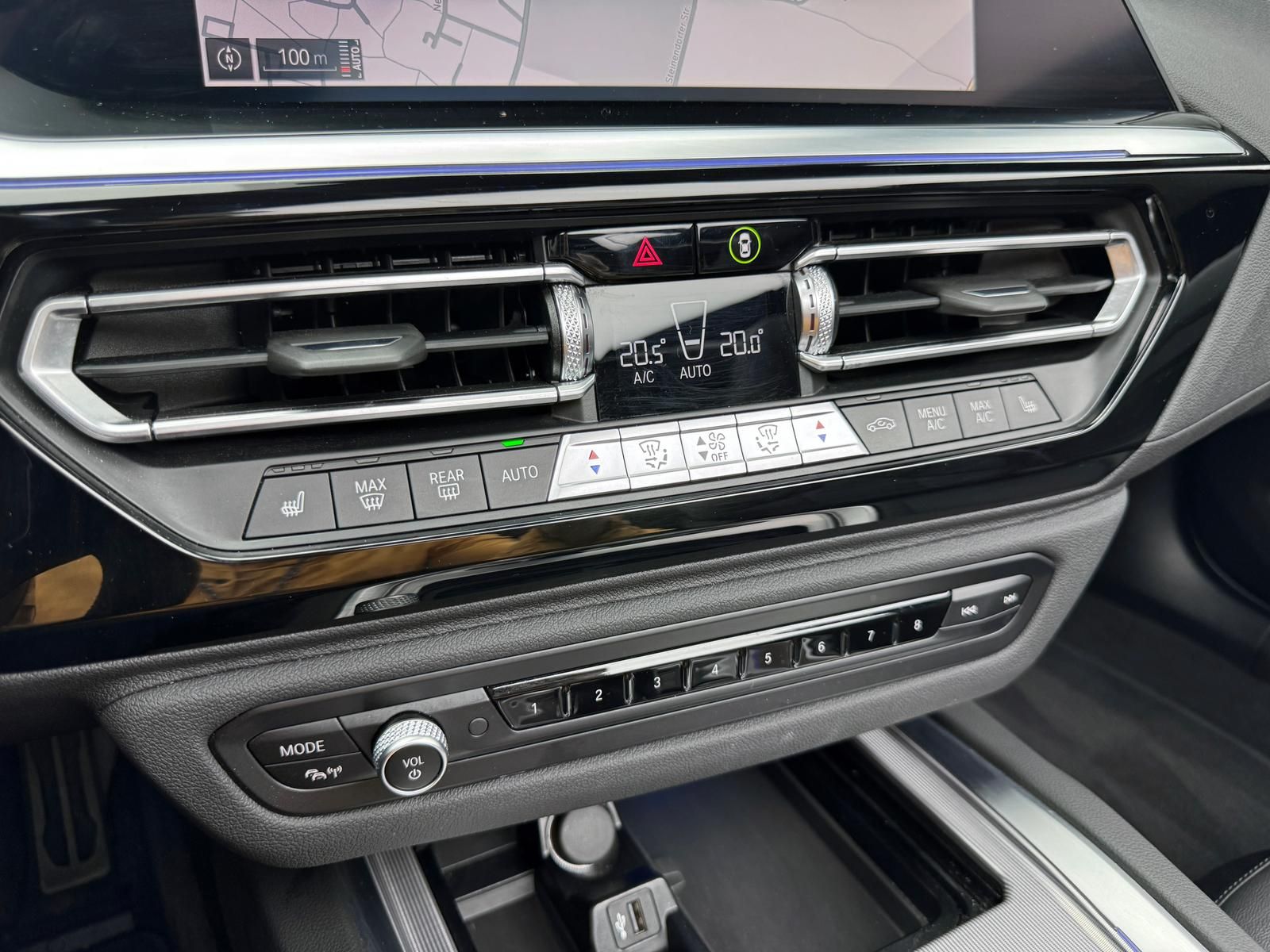 Fahrzeugabbildung BMW M40i M-PERFORMANCE/ACC/H&K/HUD/LIVE/DA+/RCAM/KEY