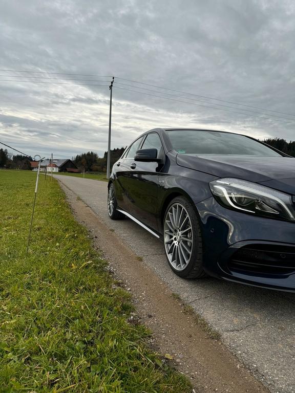 Mercedes-Benz A 45 AMG