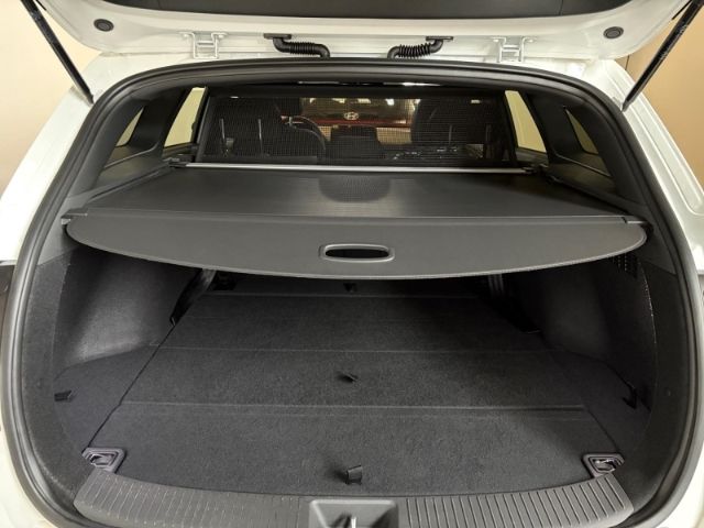 Fahrzeugabbildung Hyundai i30 cw Advantage Navi Digitales Cockpit LED ACC