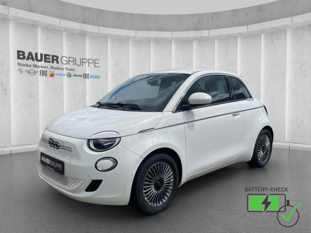 Fiat 500 e Basis Navi 360 Kamera Apple CarPlay Androi