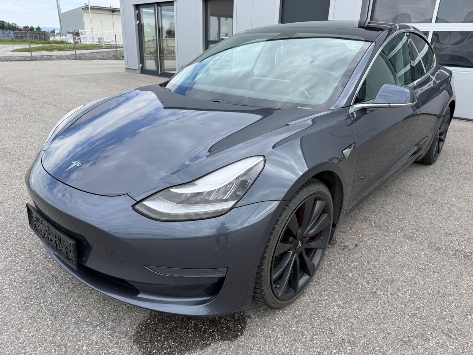TESLA Model 3