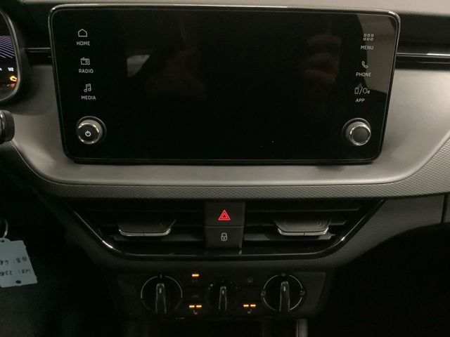 Kamiq Essence 1.0 70 kW 5-Gang VORBER AHK