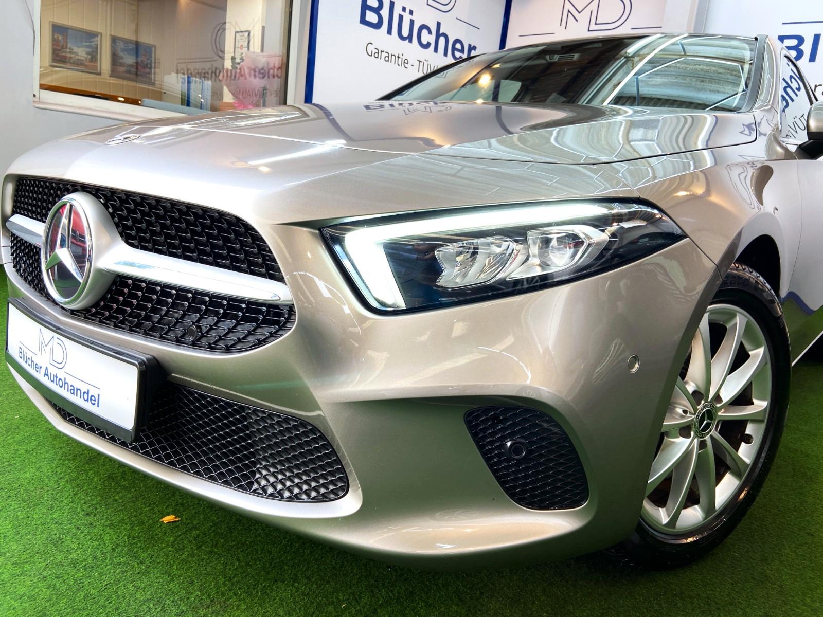 Mercedes-Benz A-Class A Limousine Sonderedition Automatik LED, миниатюра 11