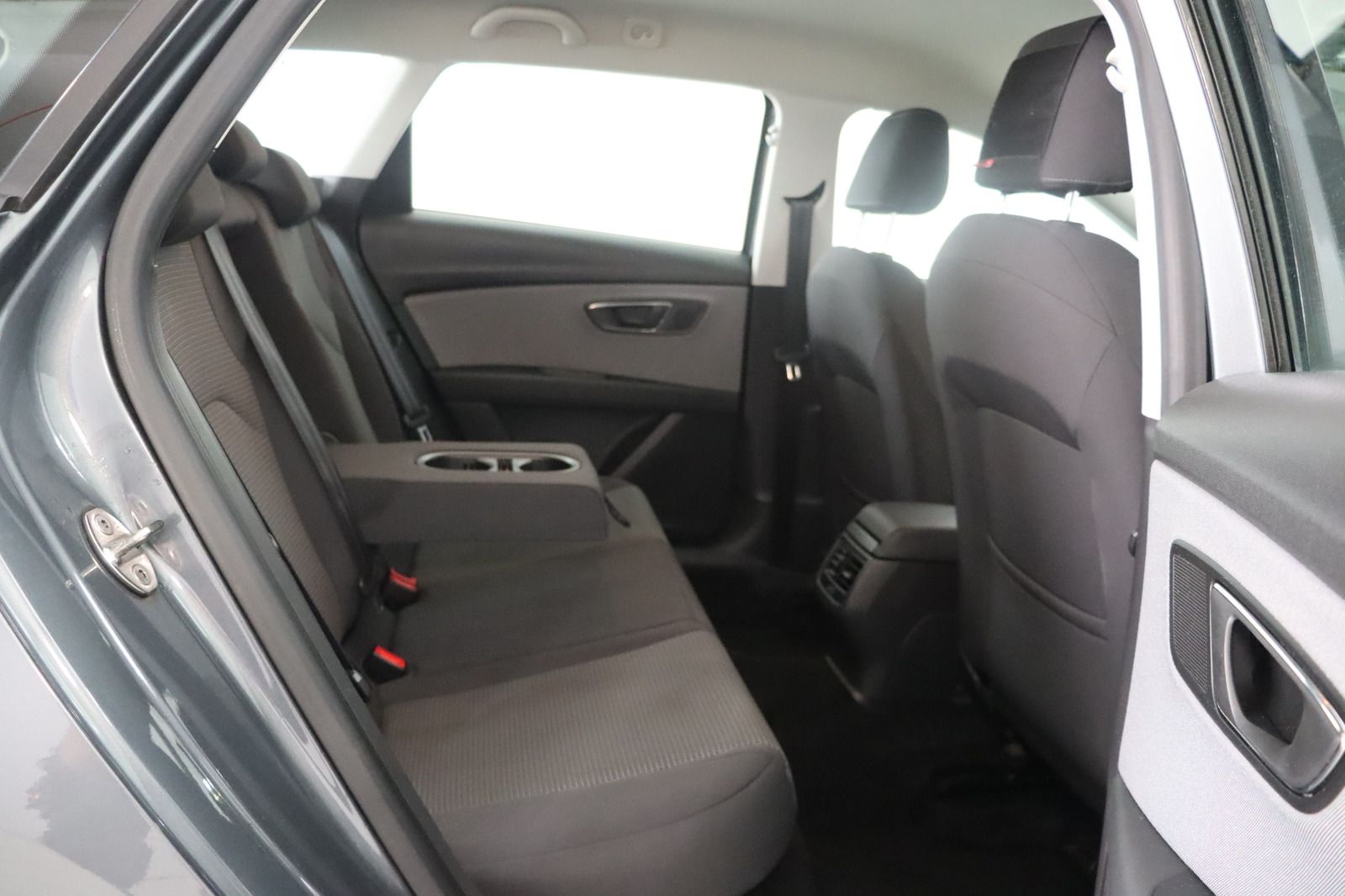 Fahrzeugabbildung SEAT Leon ST Stylance * Navi * Sitzhzg. * RFK