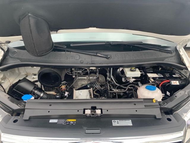 Fahrzeugabbildung Volkswagen Crafter 35 Kasten 2.0 TDI MR 1.HAND AHK STANDHEI