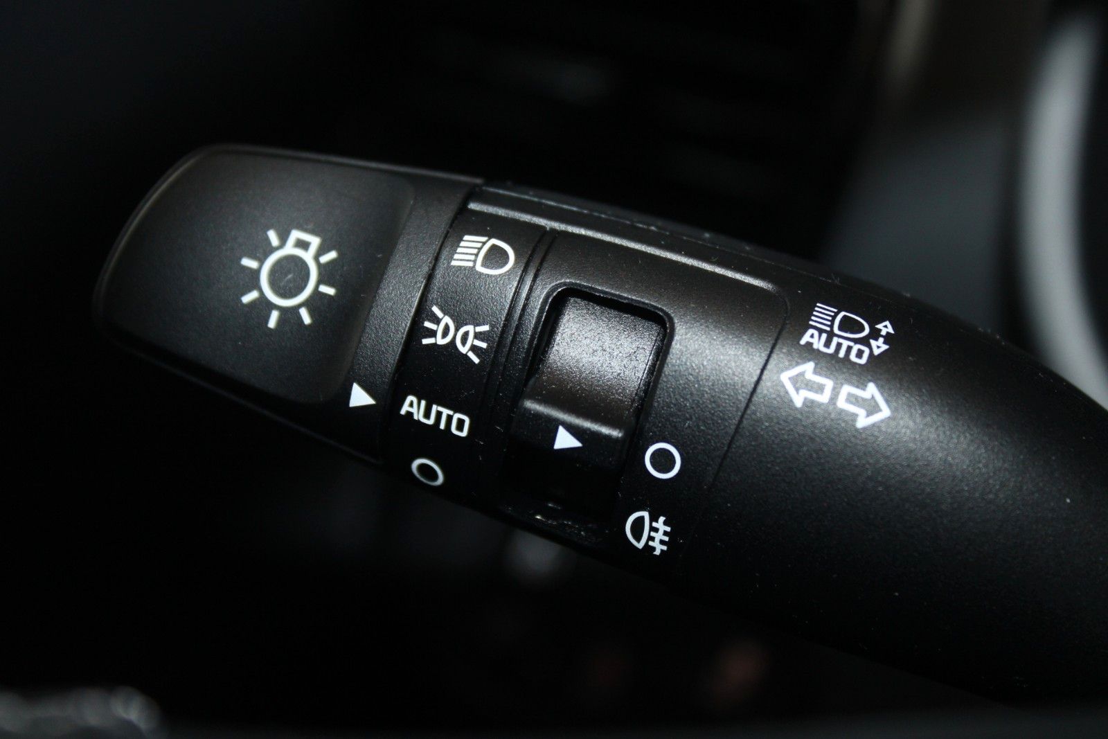 Fahrzeugabbildung Kia Stonic Vision Aut. NAVI DAB SHZ LHZ CAM uvm.