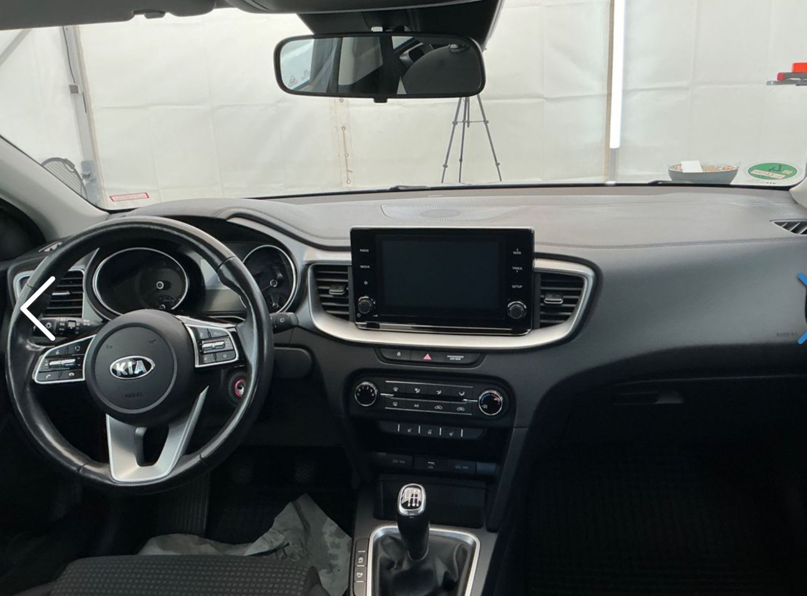 Fahrzeugabbildung Kia KIA Ceed Edition 7/ 1.Hand