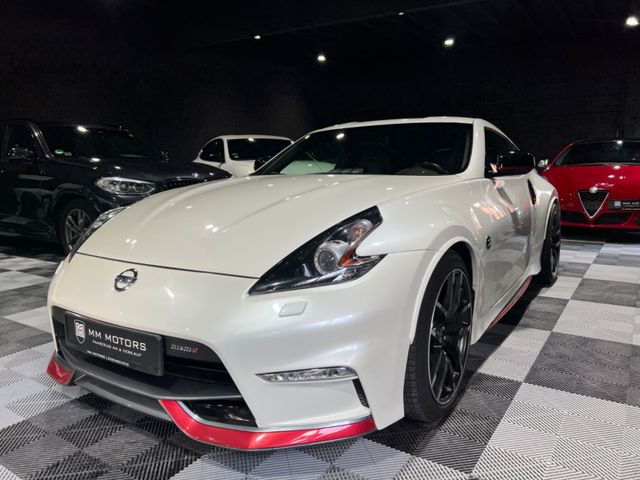 Nissan 370Z Nismo *Facelift*Bi-Xenon*Bose*Kamera*Recaro