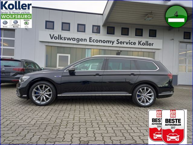 Volkswagen Passat Variant GTE AHK Panorama Leder DCC DCP