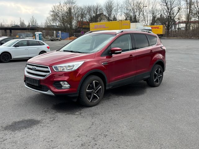 Ford Kuga Trend Alu SHZ PDC TÜV neu