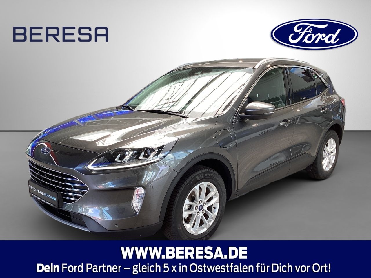 Ford Kuga PHEV Titanium /CAM+NAVI+CARPLAY
