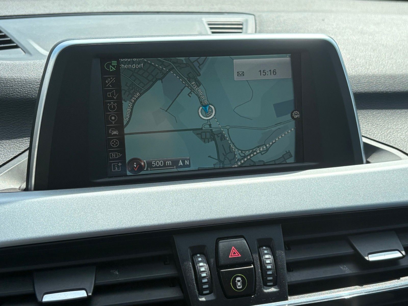 Fahrzeugabbildung BMW X1 xDrive18d Aut. Navi M SPORTLENKRAD Scheckheft