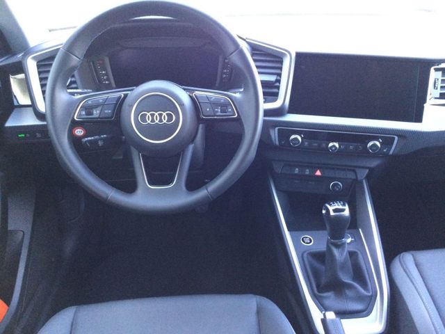 A1 Sportback Advanced 25 TFSI,LED,Carplay,GRA