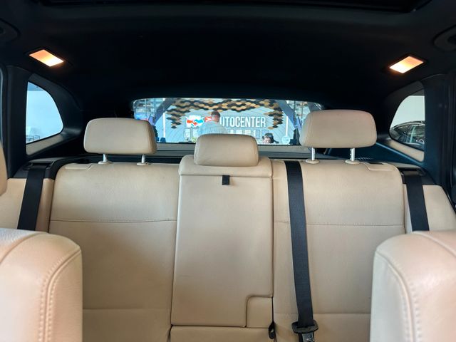 BMW X1 18 d *M-Paket*NAVI*TEMPO*PDC*PANO*