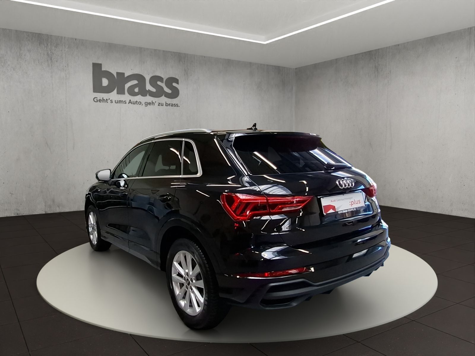 Audi Q3 TFSI e S line 45 e 110(150) kW(PS) S tronic imagem 3