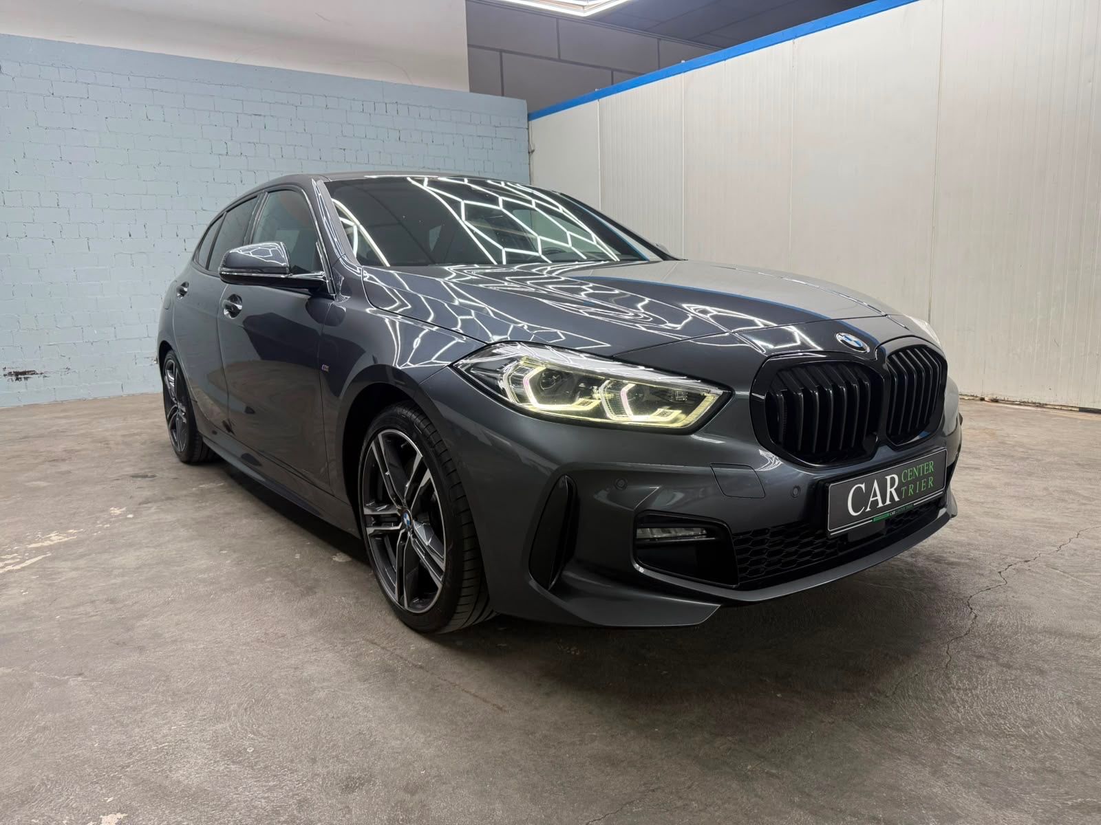 BMW 120 Bild 1