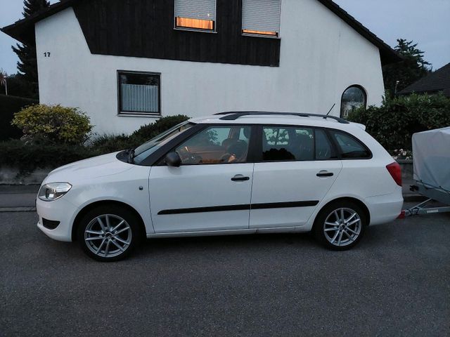 Skoda fabia 1.6Tdi top zustand