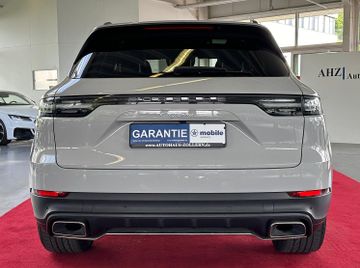 Porsche Cayenne - 6