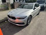 BMW 520d Touring  - G31 - HUD - LED - 8 fach bereif - BMW 520 in Duisburg