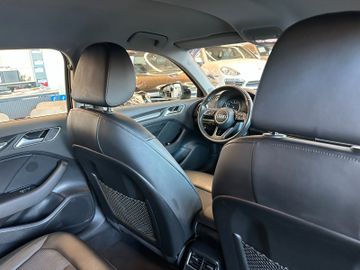 Audi A3 Sportback 30 TFSI design *2. Hand*Klima*Navi*