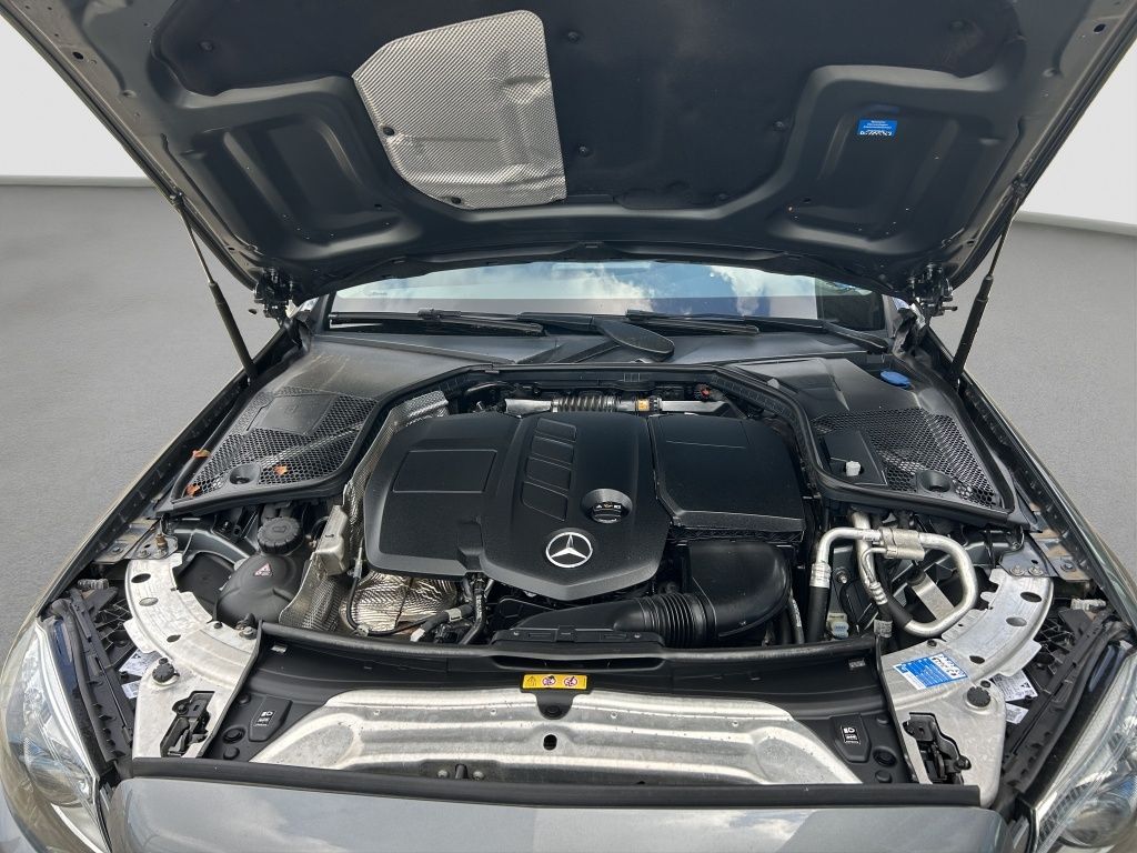 Fahrzeugabbildung Mercedes-Benz C 220 d T-Modell Avantgarde*COMAND*PanoDach*AHK