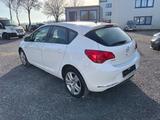 Opel Astra J Lim. 5-trg. Fun - Opel Astra: F