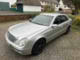 Mercedes-Benz Mercedes E320 - gebrauchte Mercedes-Benz E 320 aus dem Jahr 2002