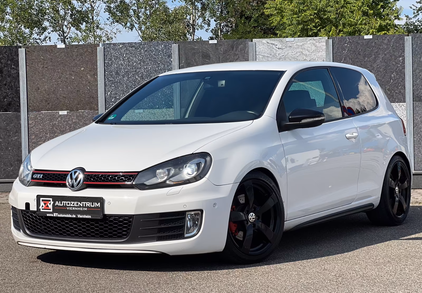 Volkswagen Golf 2.0 TSI GTI *DSG-Automatik*Bi-Xenon*Leder*