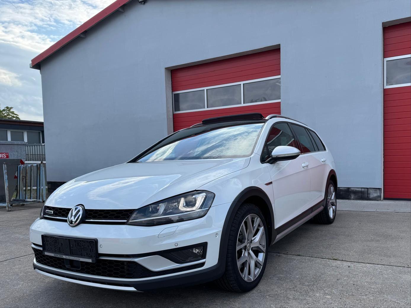 Volkswagen Golf VII Alltrack 4Motion VOLL DSG LED PanoLEDER