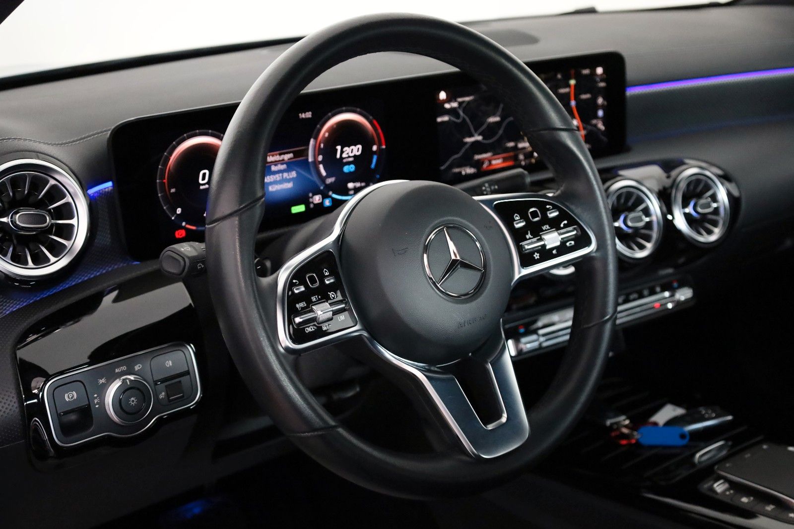Fahrzeugabbildung Mercedes-Benz CLA 250e Coupé Leder,Navi,LED,Kamera,Park Paket