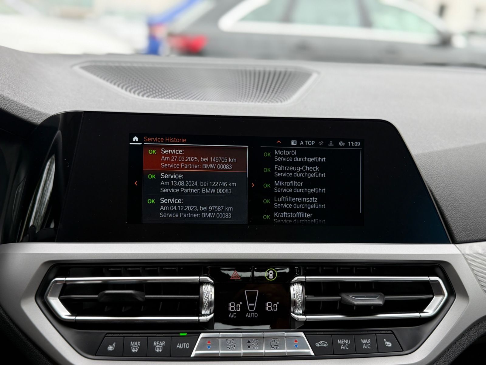 BMW 320d Lim Advantage Aut LED Navi 1.Hand foto 11