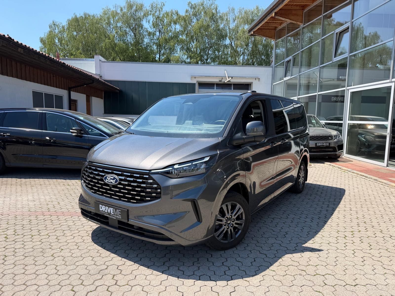 Ford Tourneo Custom Bus 320 L1 Tourneo Titanium AWD