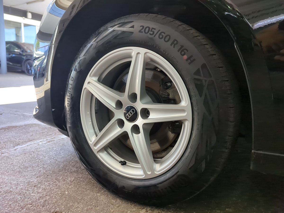Audi A4 - Bild 12
