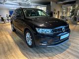 Volkswagen Tiguan Highline BMT/Start-Stopp/Light Assist/ACC - VW Tiguan Gebrauchtwagen in Bonn
