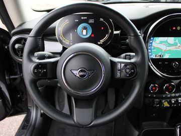 MINI Cooper SE - 9