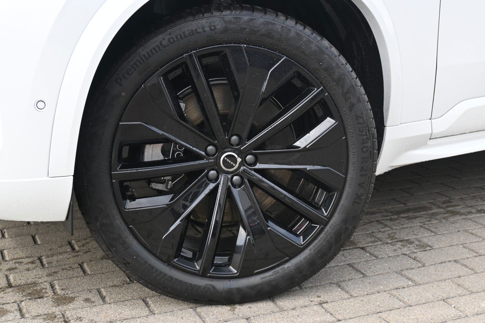 Fahrzeugabbildung Volvo XC90 T8 AWD Ultra Black Edition*LUFT*360*ACC*AHK