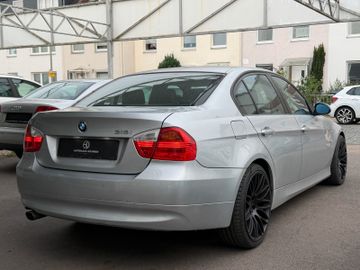 BMW 318 - 4