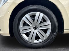 VW Touran 2.0 TDI Trendline DSG Taxi Kindersitz LED VW Touran 2.0 TDI Trendline DSG Taxi Kindersitz LED