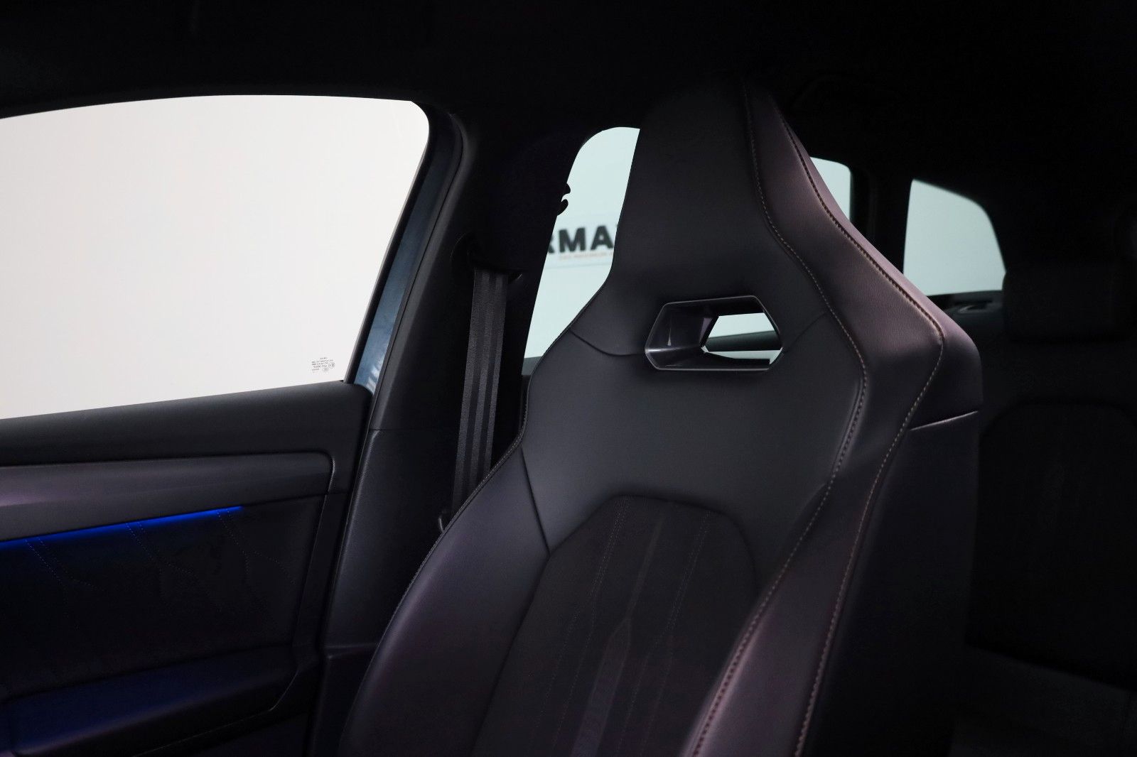 Fahrzeugabbildung CUPRA Leon Sportstourer VZ,Leder,Navi,LED,SH,Kamera+WR