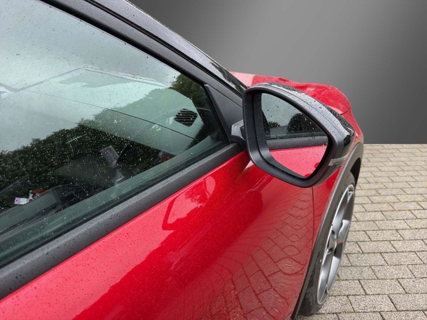 Fahrzeugabbildung Alfa Romeo Junior Elettrica VELOCE 280 PS voll Top Deal