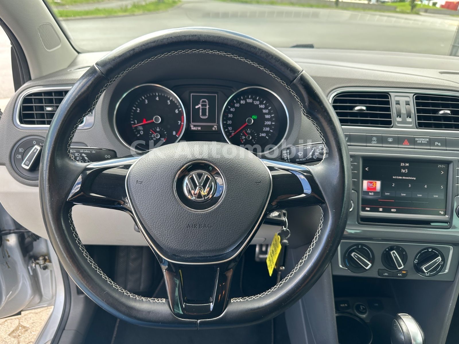Fahrzeugabbildung Volkswagen Polo V Fresh 1.2 TSI DSG/Klimaanlage/SHZ/PDC
