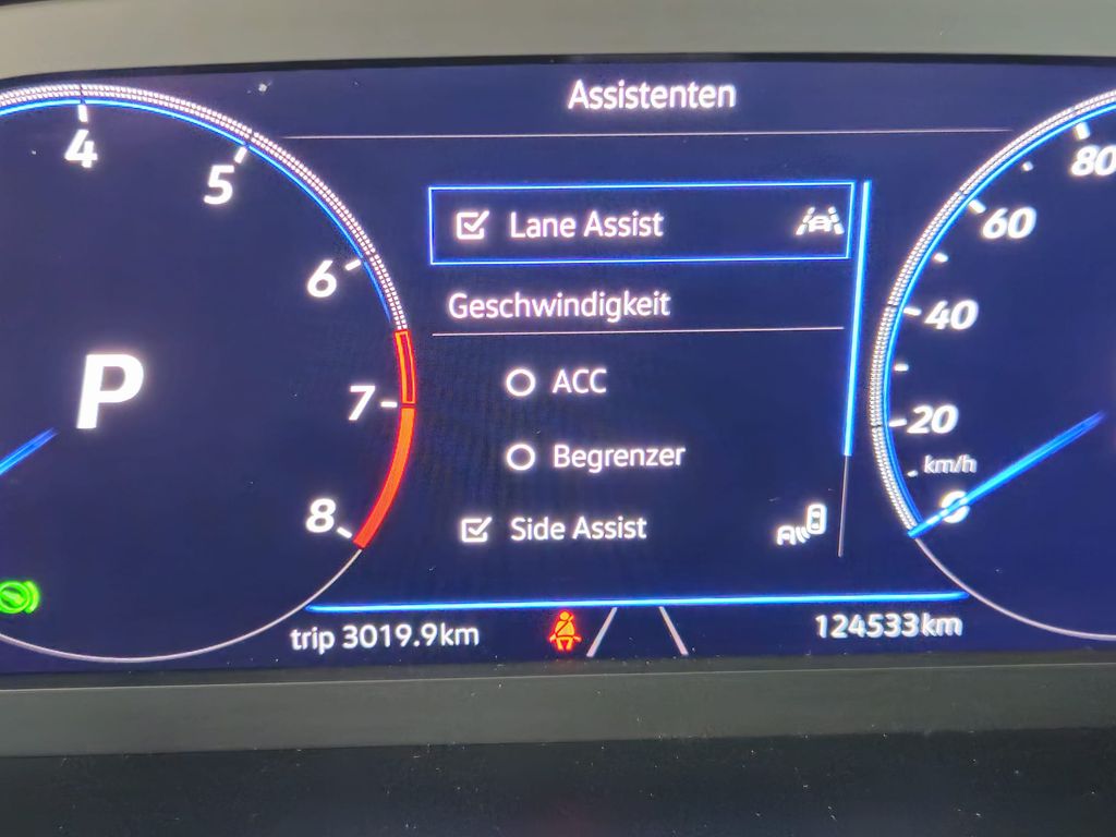 Volkswagen Passat Variant Elegance 4M R-line*PANO*HUD*STHZG