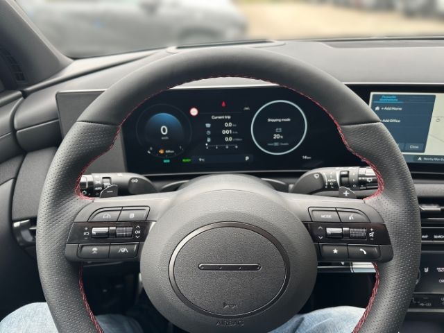Fahrzeugabbildung Hyundai Tucson N Line Hybrid 4WD 1.6 T-GDI Pano+ECS Lage