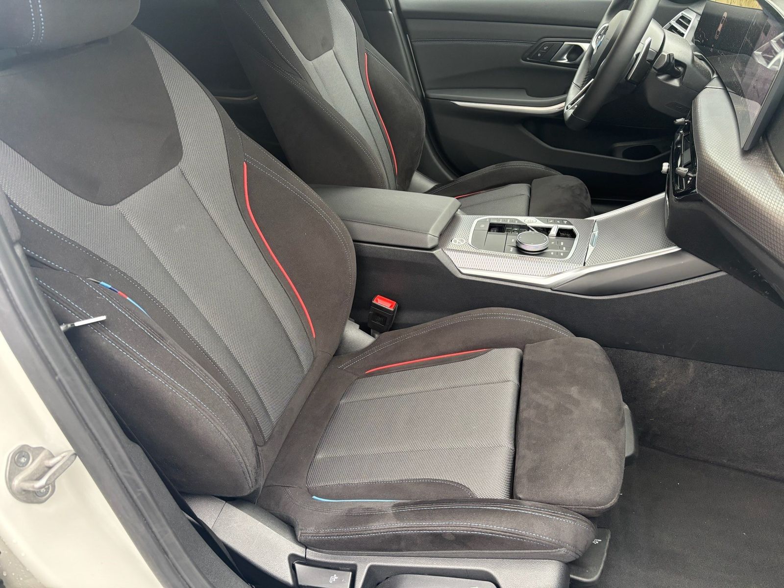 BMW 330 - Bild 16